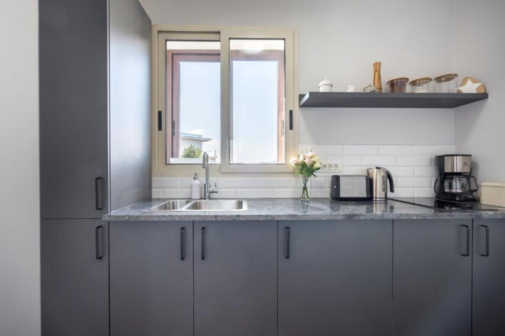 Downtown Modern - 2Br Apartment บูคาเรสต์ ภายนอก รูปภาพ
