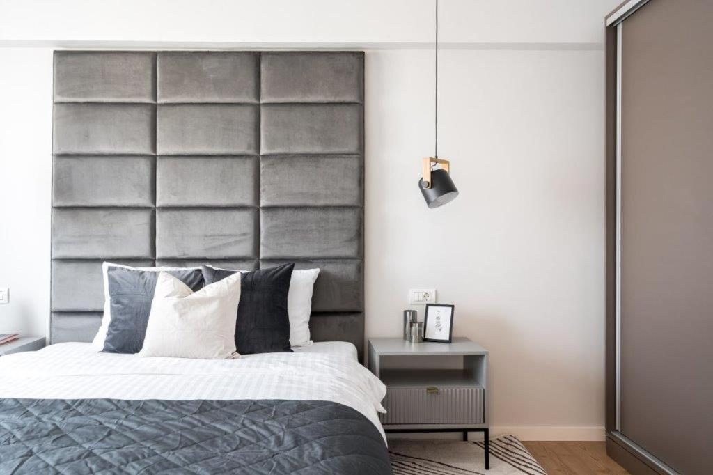 Downtown Modern - 2Br Apartment บูคาเรสต์ ภายนอก รูปภาพ